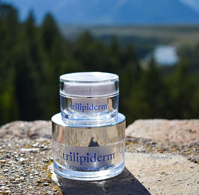 Trilipiderm Rehydration Night Créme .5oz + Protective Day Créme Broad Spectrum SPF 30 .5oz Travel/Trial Size Transformative, moisture-rich crème with hyaluronic acid and Retinol