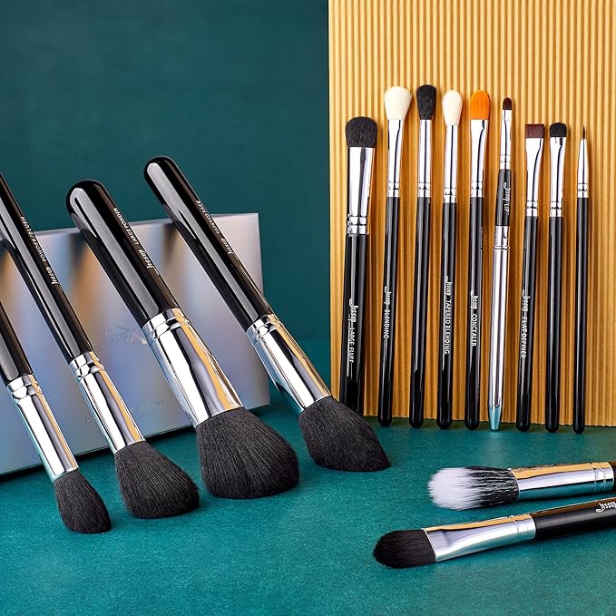 Jessup Makeup Brushes 15 Pcs Makeup Brush Set Beauty Cosmetics Make Up Powder Concealer Eyeshadow Eyeliner Blending Lip Brush Tools (Black/Silver) T092